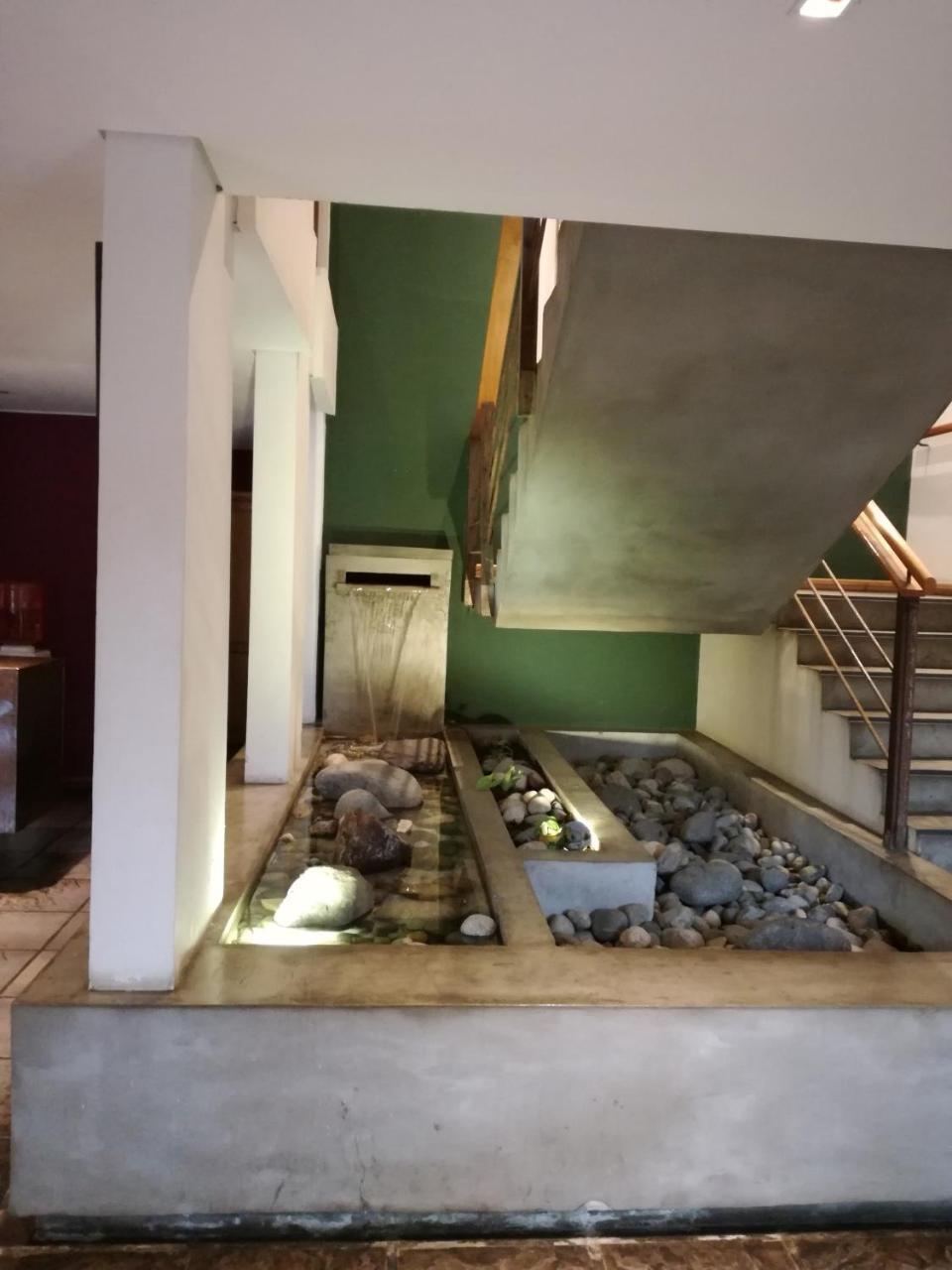 Hosteria Aca Al Sur Villa La Angostura Exteriér fotografie