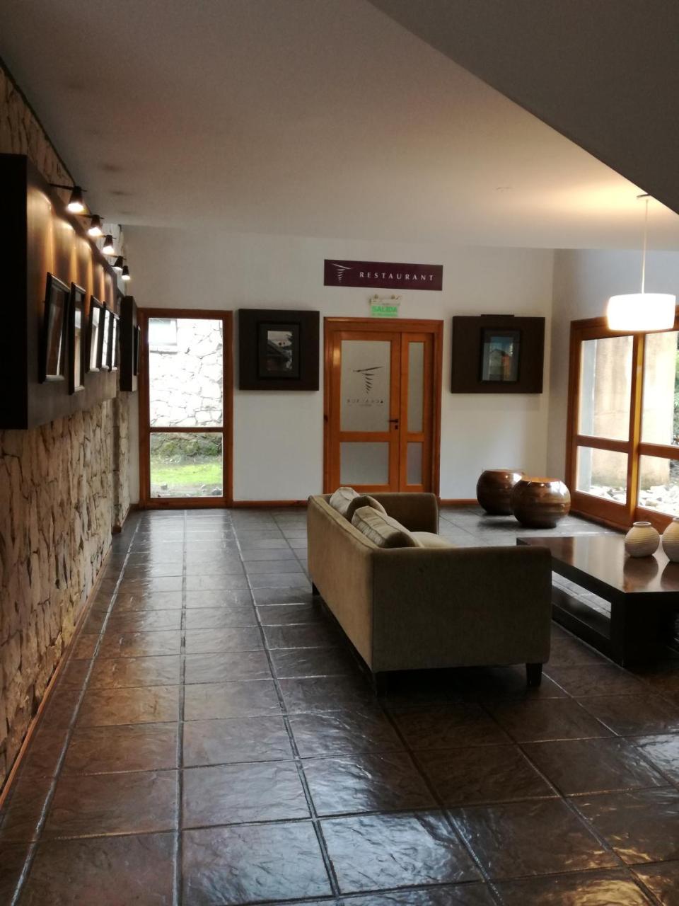 Hosteria Aca Al Sur Villa La Angostura Exteriér fotografie